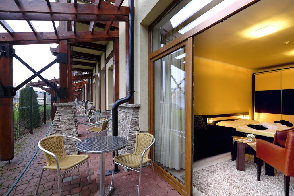 Luxury Apartment Kristof Bešeňová Exterior foto